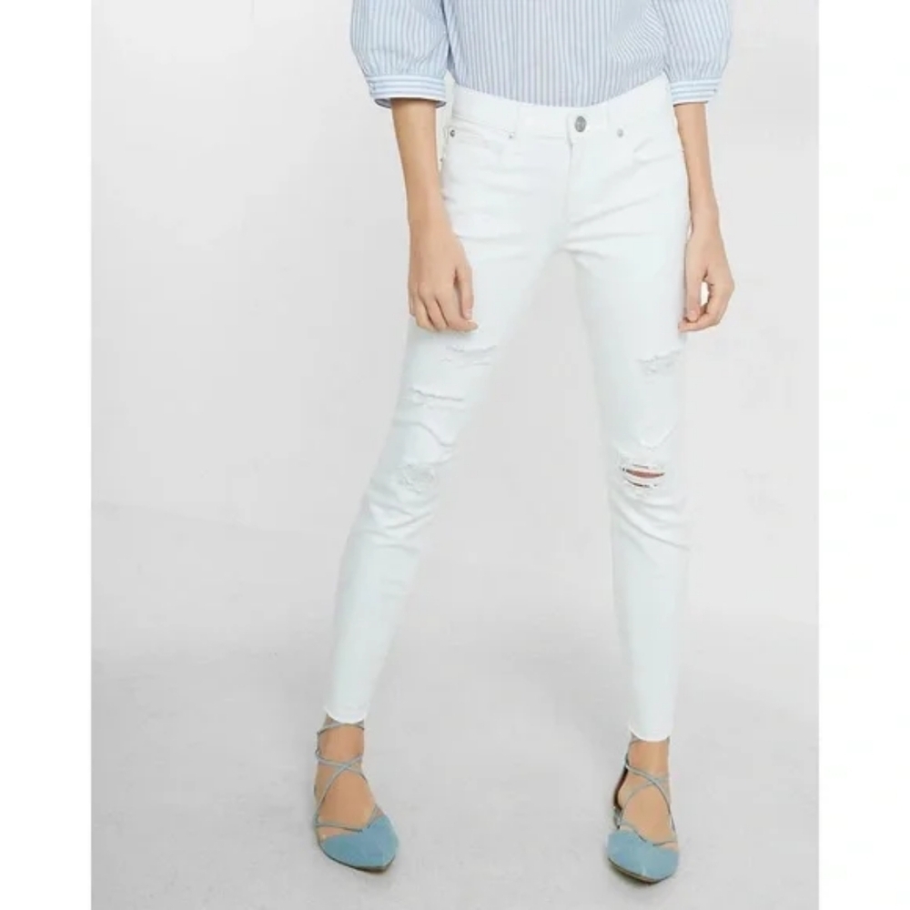 Abercrombie & Fitch Women's Super Skinny Distressed White Jeans Size 26 US